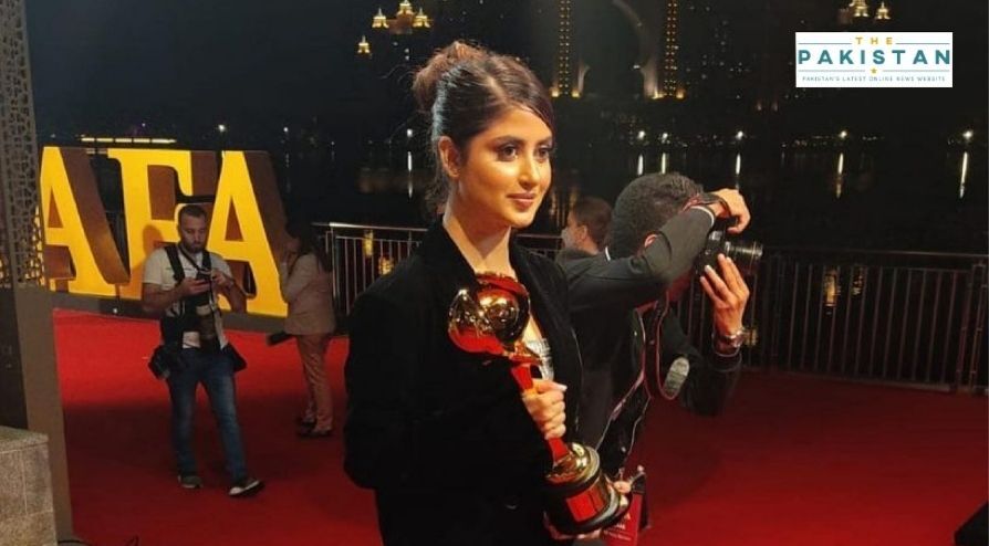 Sajal Ali Wins DIAFA Award For Her Roles In Films, TV