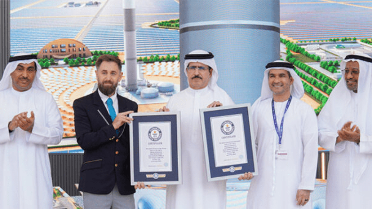 two new records have been achieved by the mohammed bin rashid al maktoum solar park.