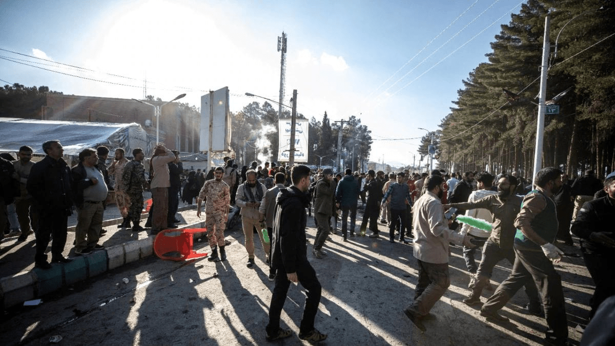 da'ish claims responsibility for twin explosions in iran retaliation and rising tensions
