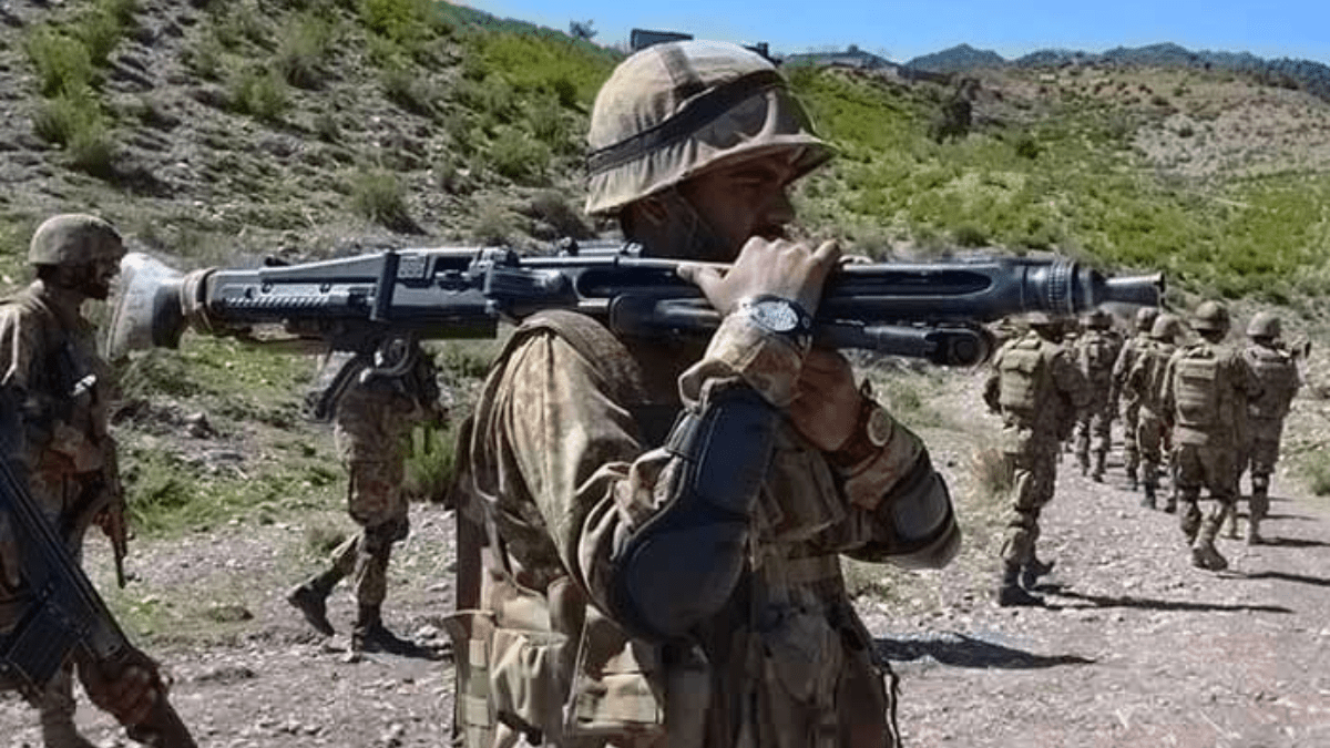 security forces successfully thwart coordinated terror attacks in balochistan's mach
