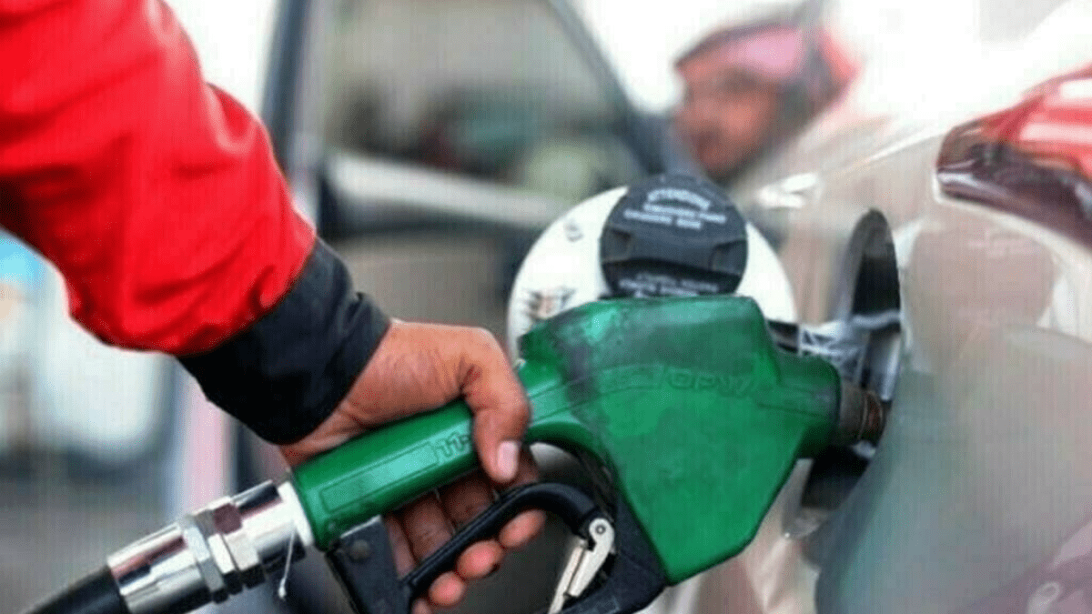 pakistan keeps petrol prices stable, diesel price increase