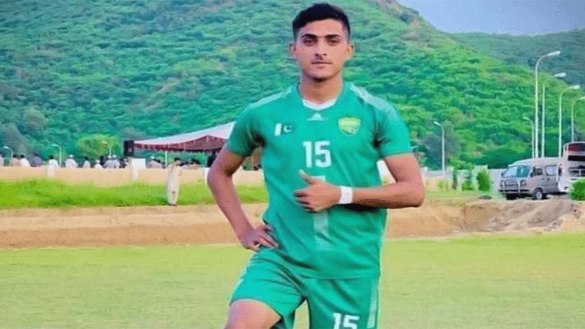 tragic loss pakistani football star farhan khan dies in traffic accident