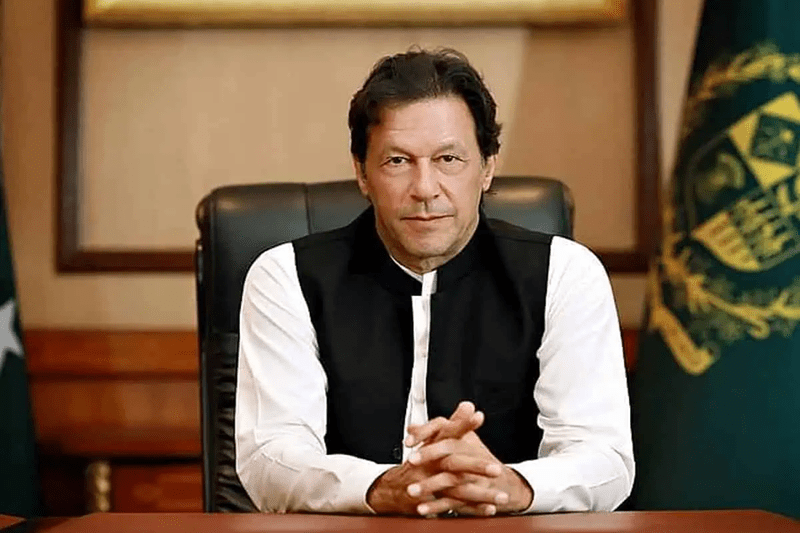 imran khan cleared in secrets case but remains in jail