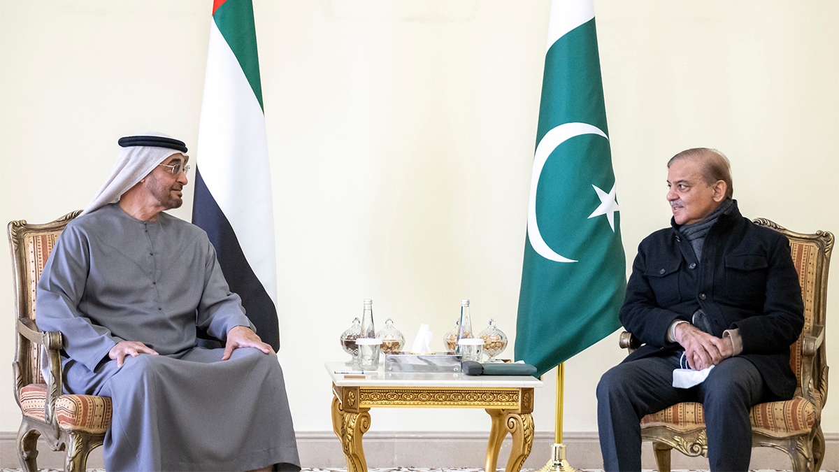 UAE “Huge Investment” hints to Pakistan