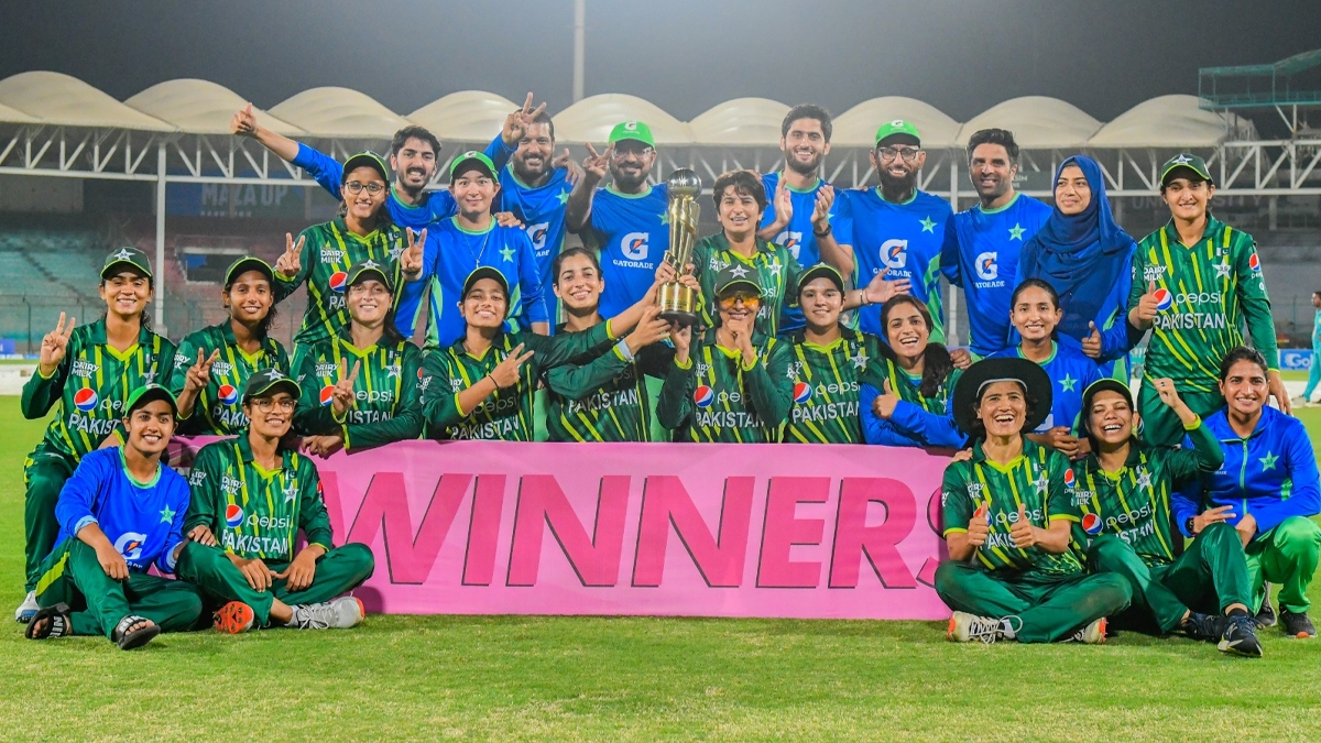pakistan women's cricket team creates history against south africa