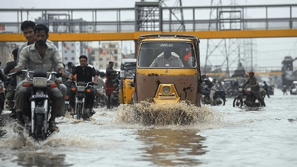 Sindh, Including Karachi, Braces for Heavy Rain and Thunderstorms